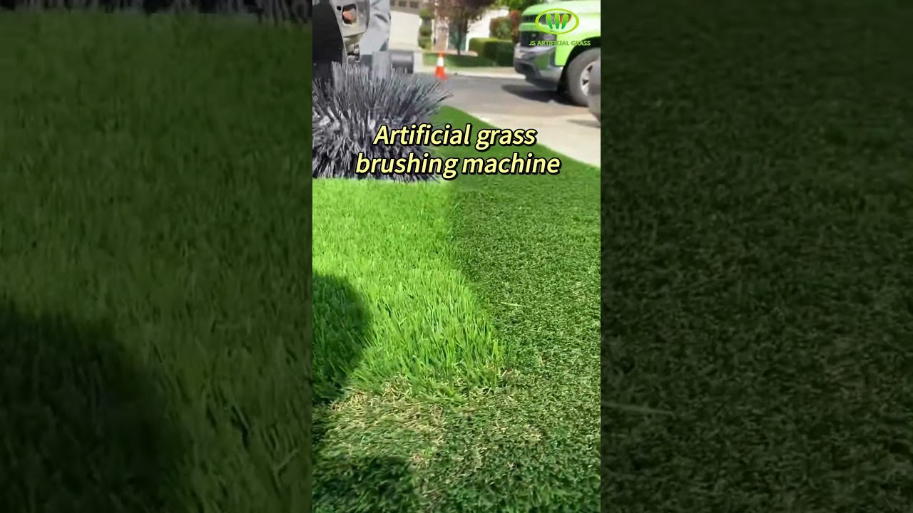 Efficient Artificial Grass Brushing Machine for Easy Lawn Maintenance 🌱