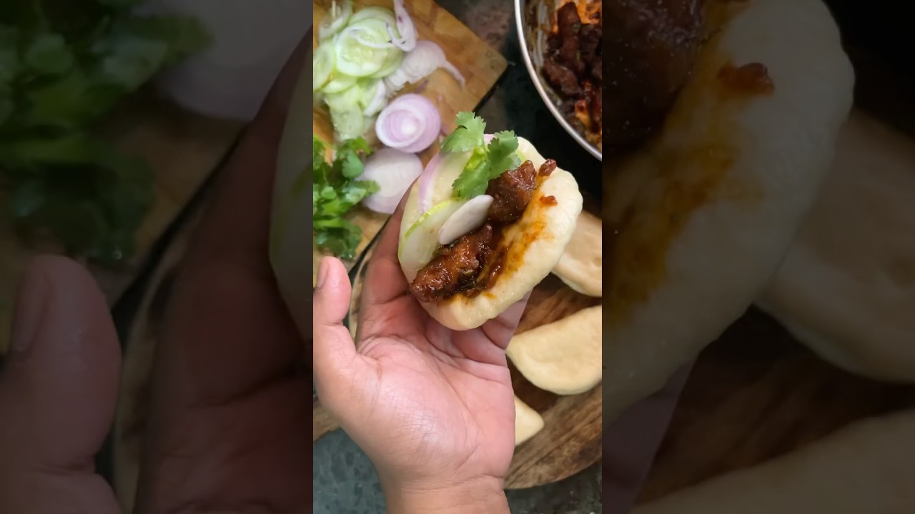 Street-Style Chicken Bao Buns | Fluffy & Spicy 🤤