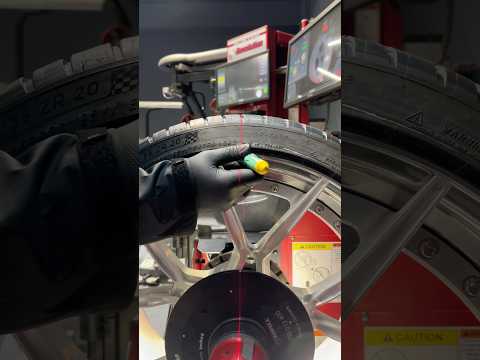 Precision Tire Balancing with Road Force Tech #tireshop #howto #didyouknow #wheels #anvelopero