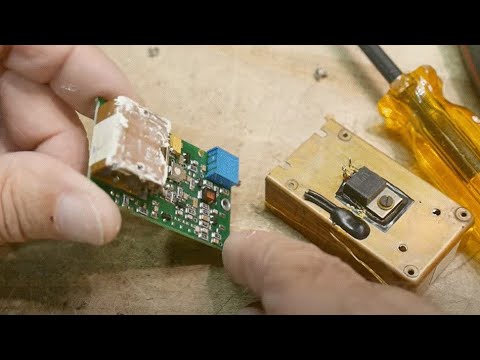 Inside an Oven-Controlled Crystal Oscillator 🕰️