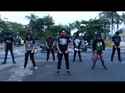 IDFWU | UNIVERSAL BEAT MACHINE x Nadja J. Pala