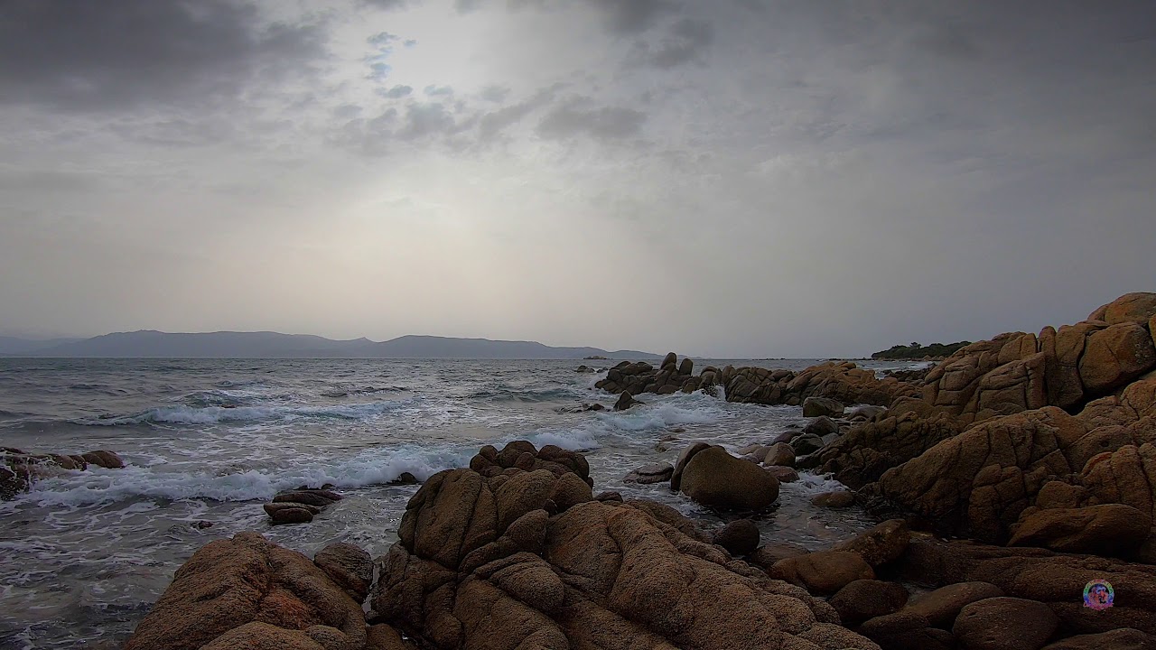 Spectacle Naturel en Corse : Tempête de Sable sur le Golfe du Valinco 🌪️