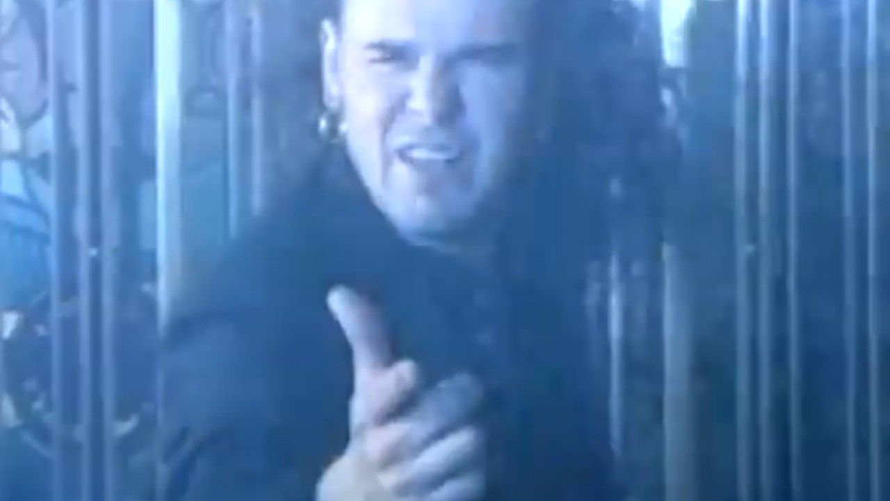 Maná - Oye Mi Amor (Official Video) 🎶