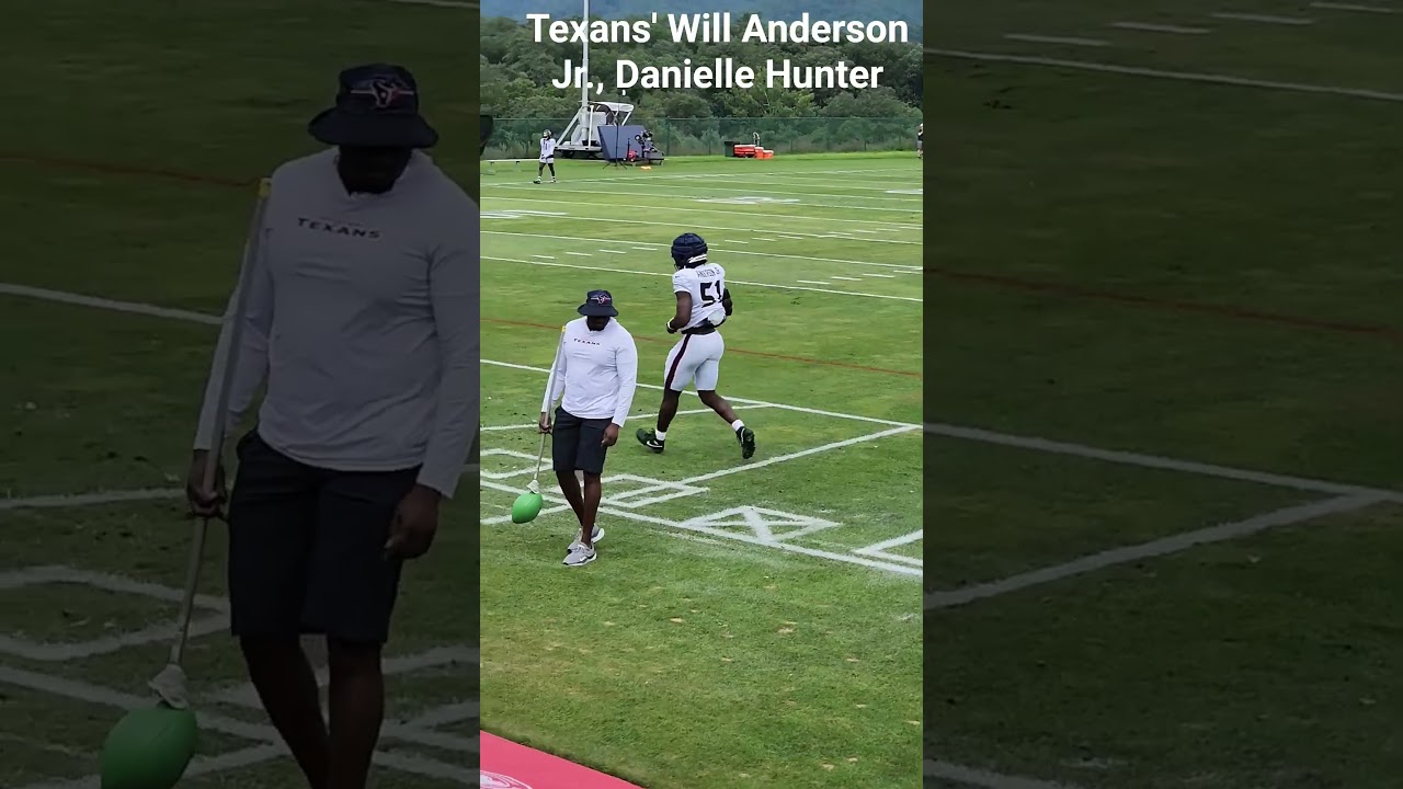 Texans' Will Anderson Jr. & Danielle Hunter: A Dominant Duo Putting Quarterbacks Under Pressure 🏈