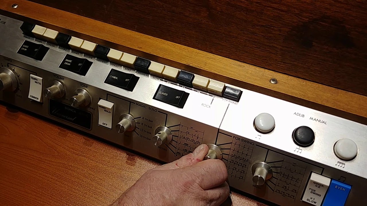 Discover the Rare Universal Donca-Matic Drum Machine from the 70s 🎶