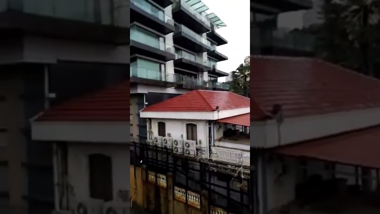 Mannat Land & Chand Tare: SRK's Pathan Short 🎬