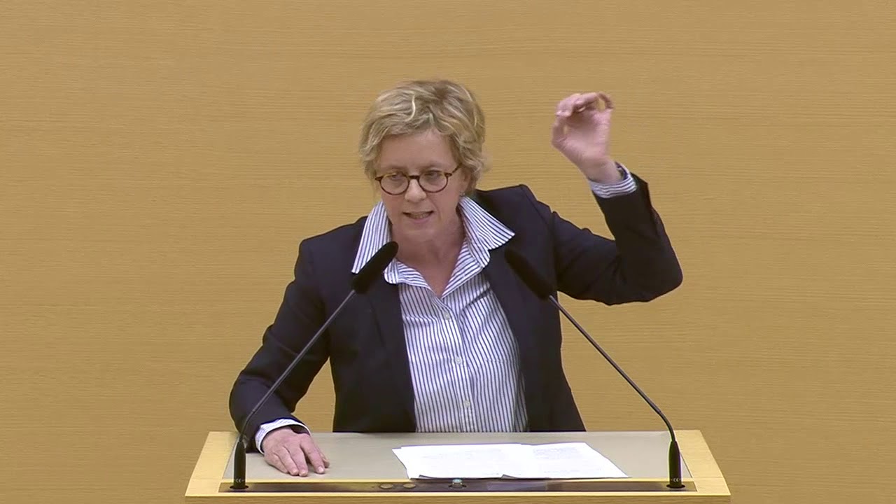 Natascha Kohnen kritisiert Freie Wähler für Nähe zur AfD in Bayern 🚩
