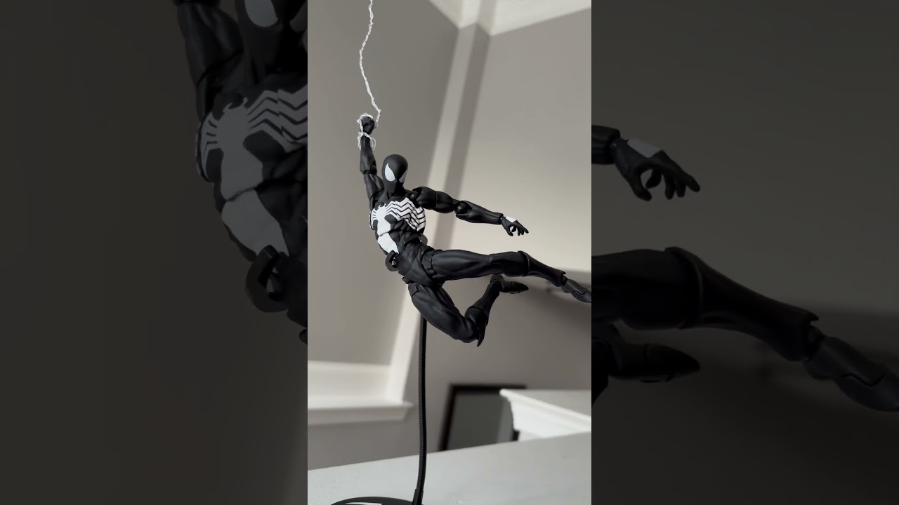 Mess toys black suit Spider-man #spiderman #actionfigures #marvel #venom #marvellegends #comics