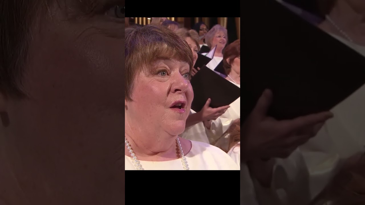Unforgettable Christmas Carols with the Tabernacle Choir 🎶