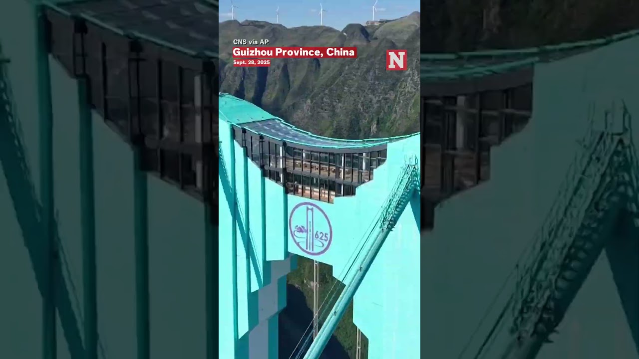 China Opens World's Tallest Bridge in Guizhou π