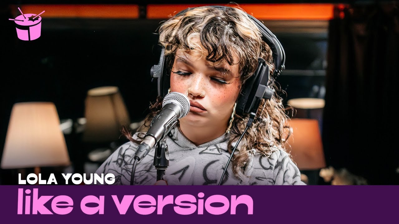 Lola Young Performs ‘Messy’ Live on Like A Version 🎤