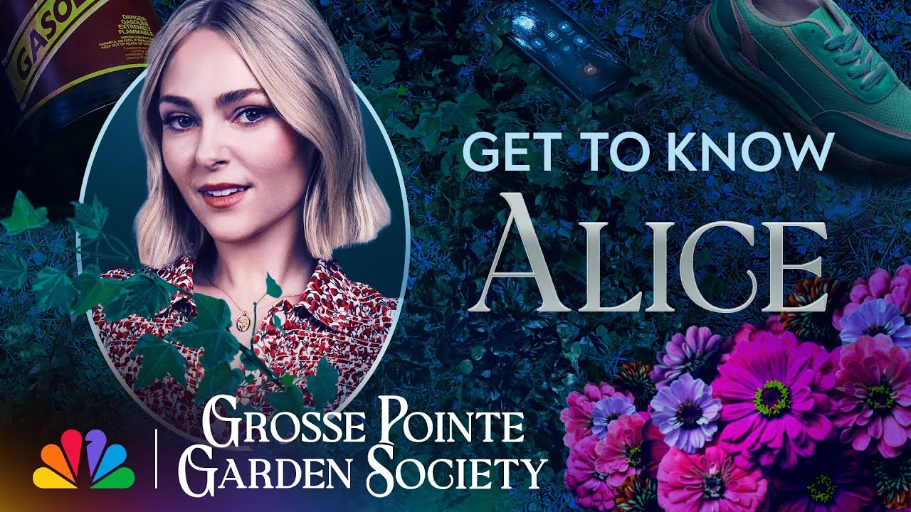 AnnaSophia Robb on Playing Alice in Grosse Pointe Garden Society 🌸