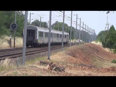 BB 26017 Carmillon et BB 26070 Alsace avec Intercités