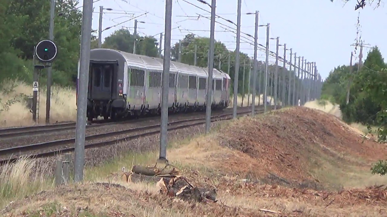 BB 26017 Carmillon & BB 26070 Alsace avec Intercités 🚆