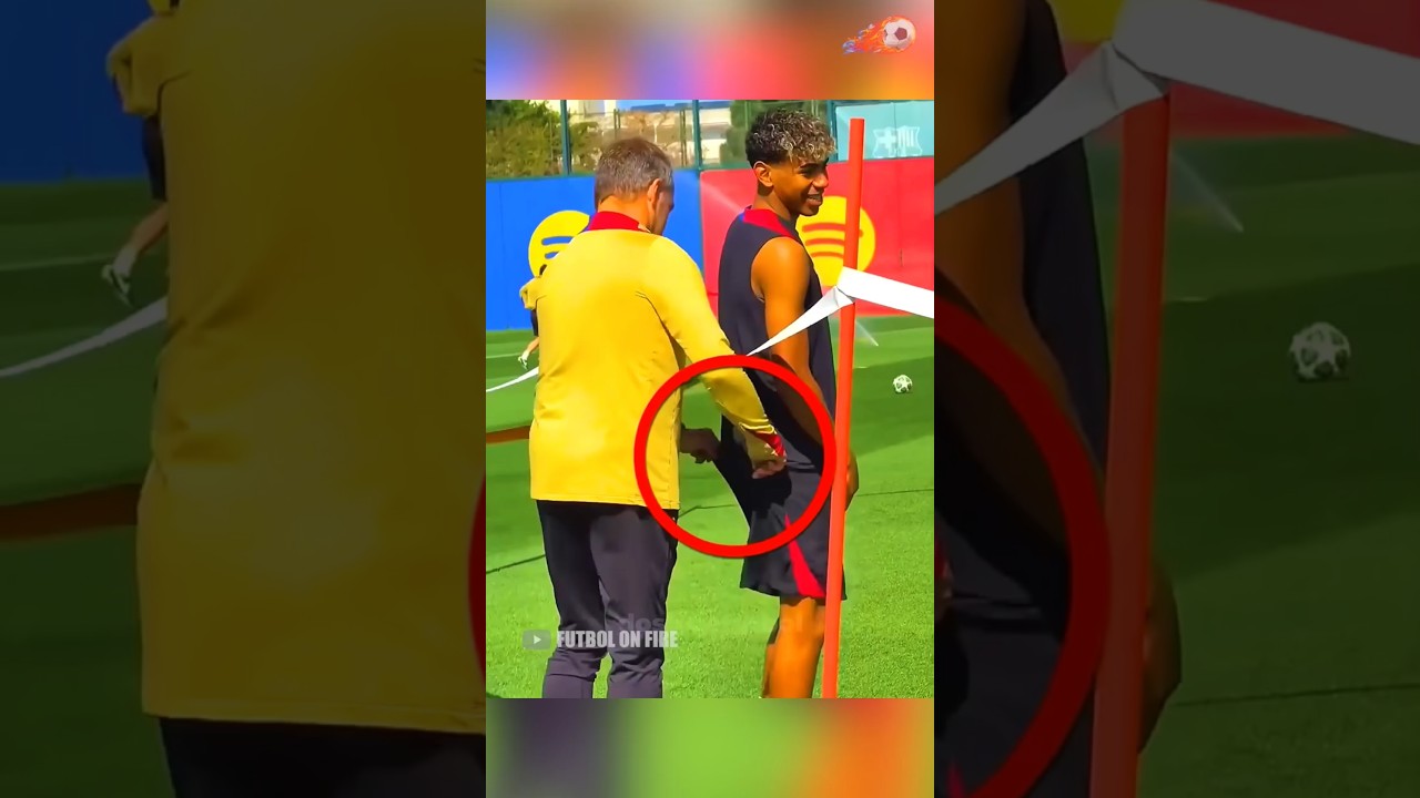 Flick enseña a Yamal a usar el Short ⚽