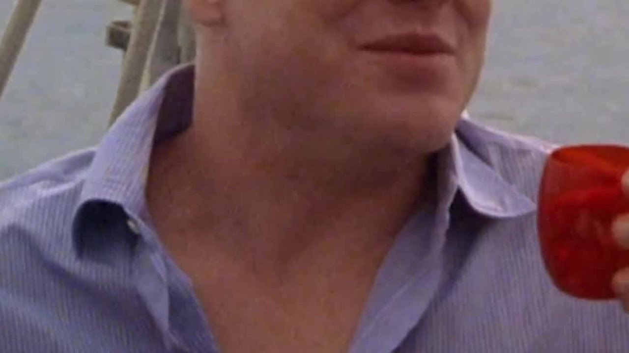 Jude Law Reflects on Philip Seymour Hoffman's 'Peeping Tom' 🎬