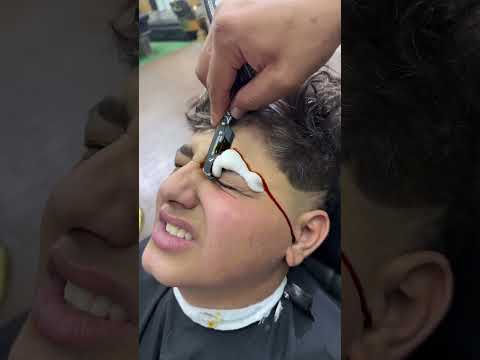 اسرع قطع حاجب ف العالم 😂💈✂️ #viralvideo #fyp #explore #funny #fun #foryou #viral #comedy #status