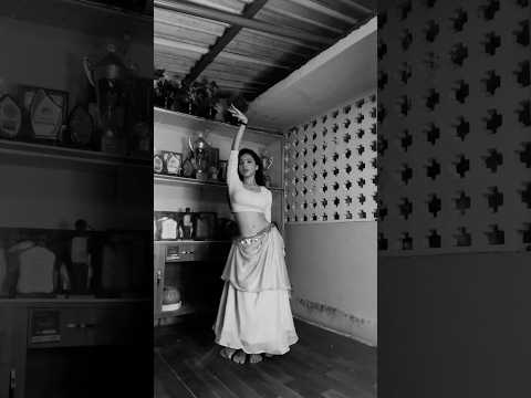 PART-1 belly dance #piyatuabtoaja #bollywood #retro #lavanyadas #bellydance