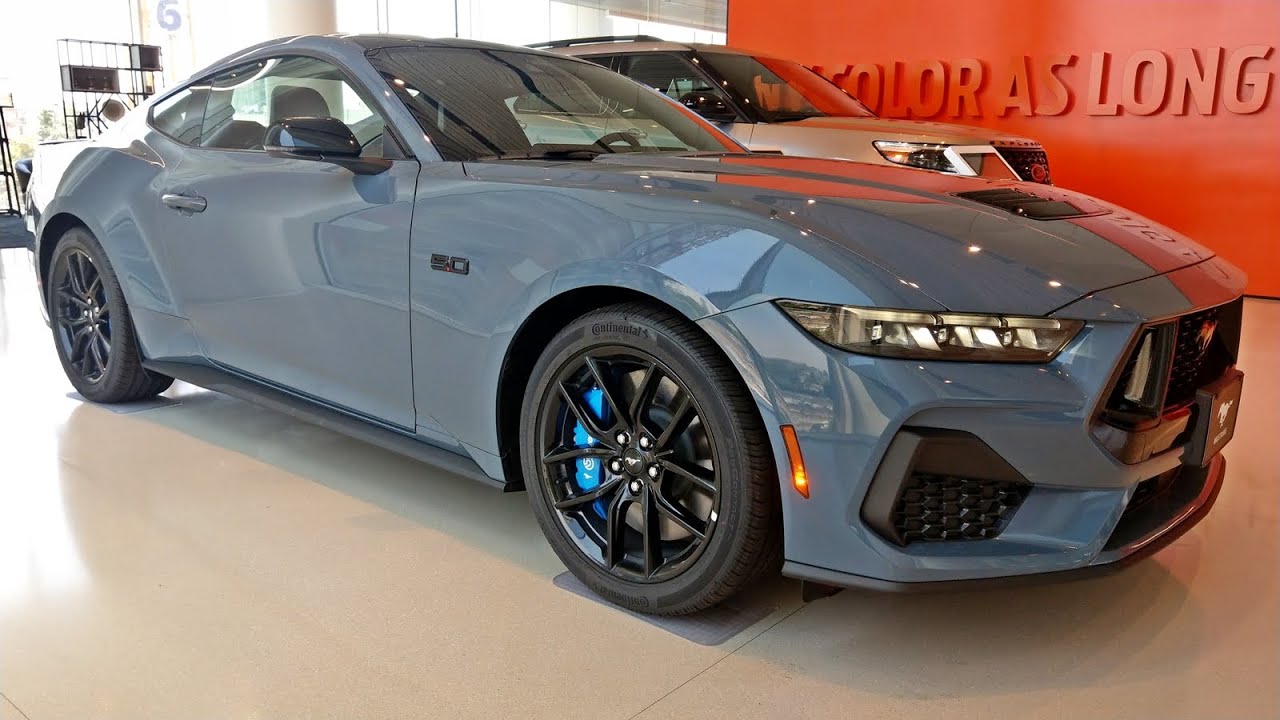 2025 Ford Mustang GT 5.0: Interior, Exterior & Specs