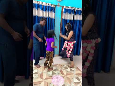 अबे मैं तो इसको डराने गई थी पर इसने तो मेरा ही पोपट कर दिया😭#trending #viral #comedy #funny 🤣😂