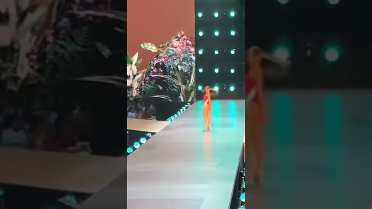 Catriona Gray 👑 Miss Universe 2018 in Swimsuit