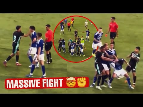 Como and Real Betis Players FIGHTING in a Friendly Match 😳