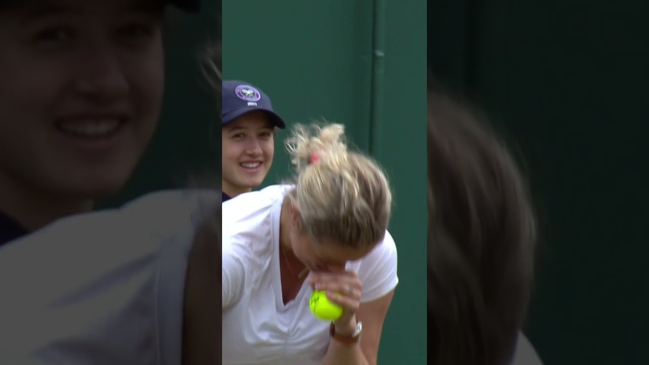 Hilarious Moment in Wimbledon History 😂