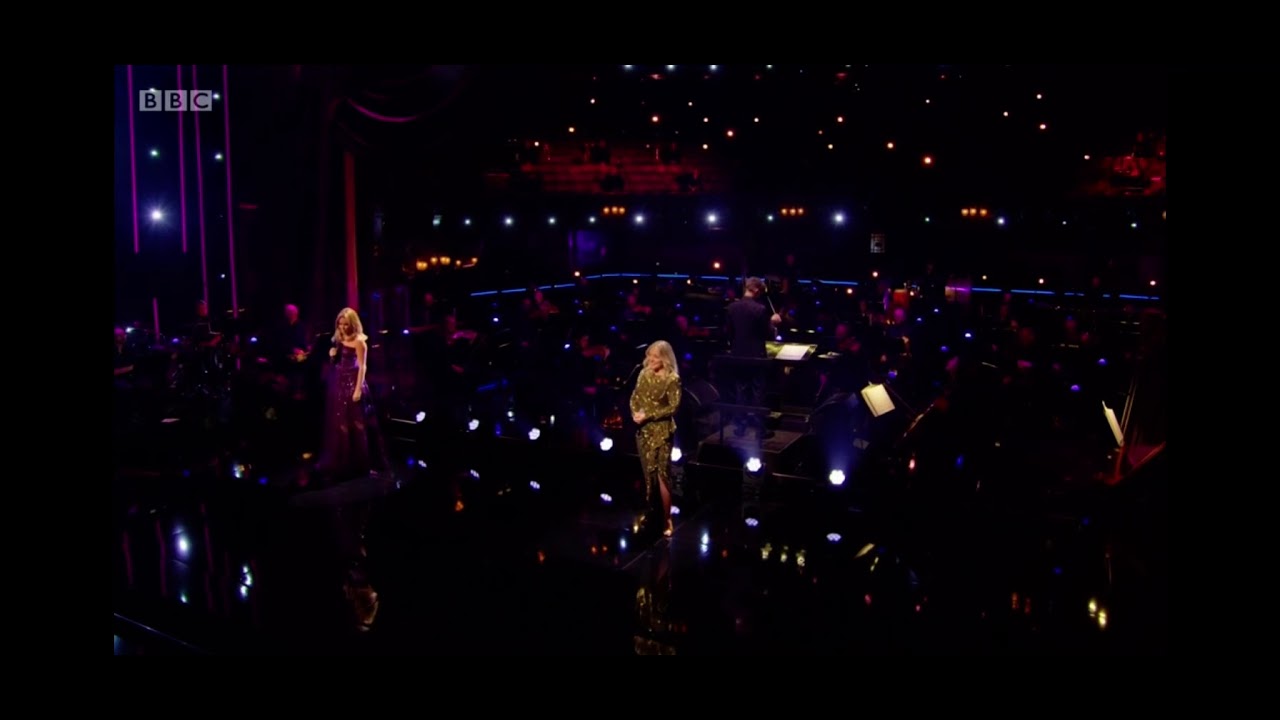 Amanda Holden & Sheridan Smith Perform 'I Know Him So Well' Live 🎤