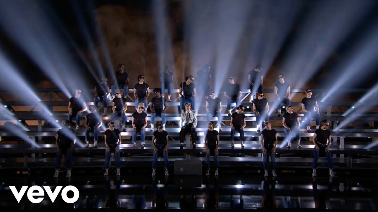 Harry Styles Performs 'Aperture' at BRIT Awards 2026 🎤