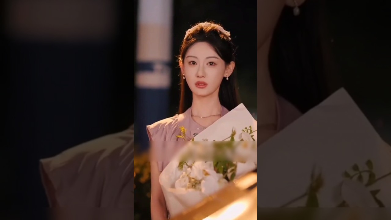 She Falls for a Gangster π