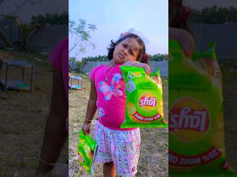 Chips Ke Packet Mai Billi Aa Gayii 🐱🤪🥰🤣#shorts #viral #funny