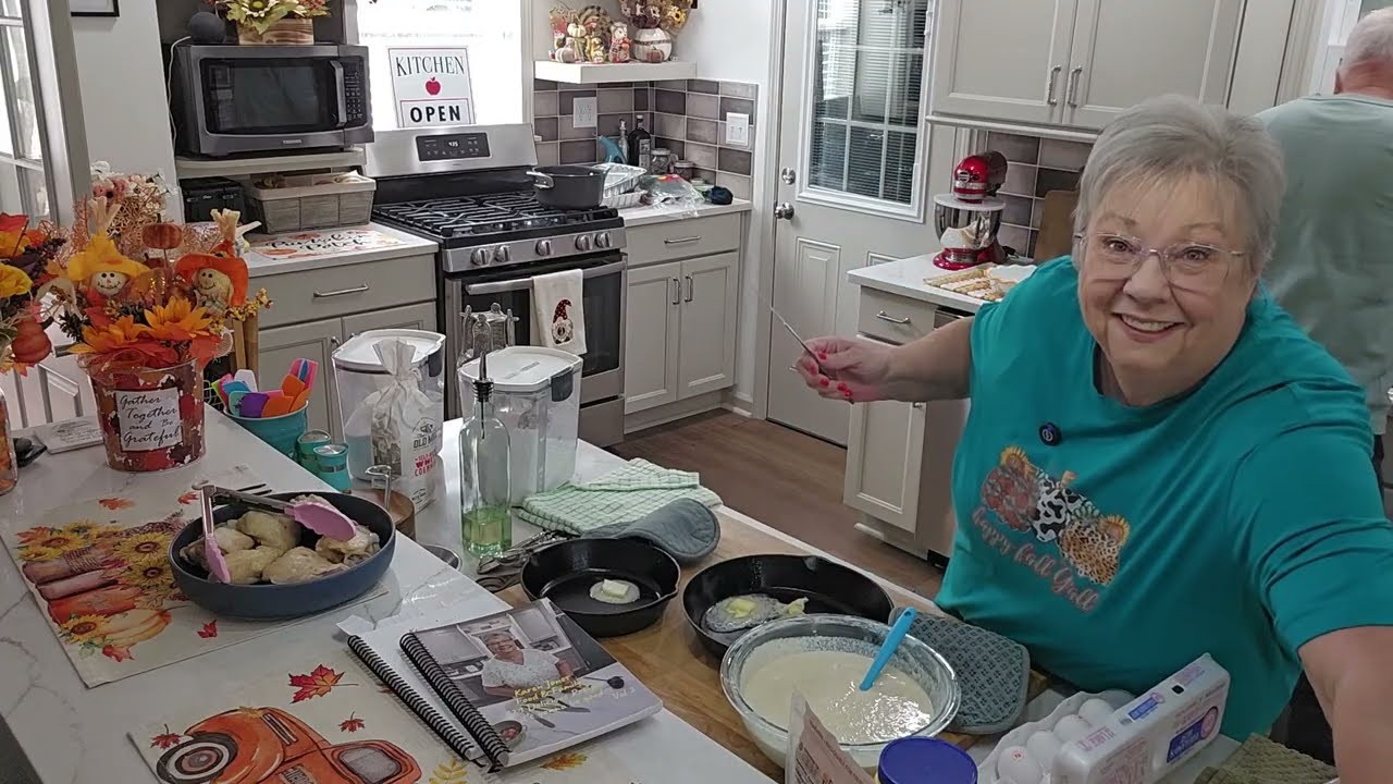 Thanksgiving Prep 2025: Cornbread & More ๐ฆ