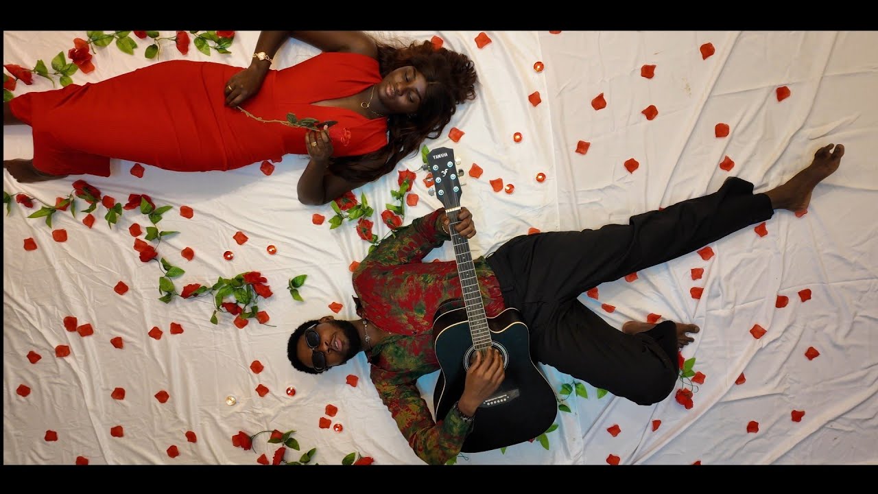 Yankhoba Xalé Bi 🎶 : Découvrez cette chanson passionnée sur l'amour secret