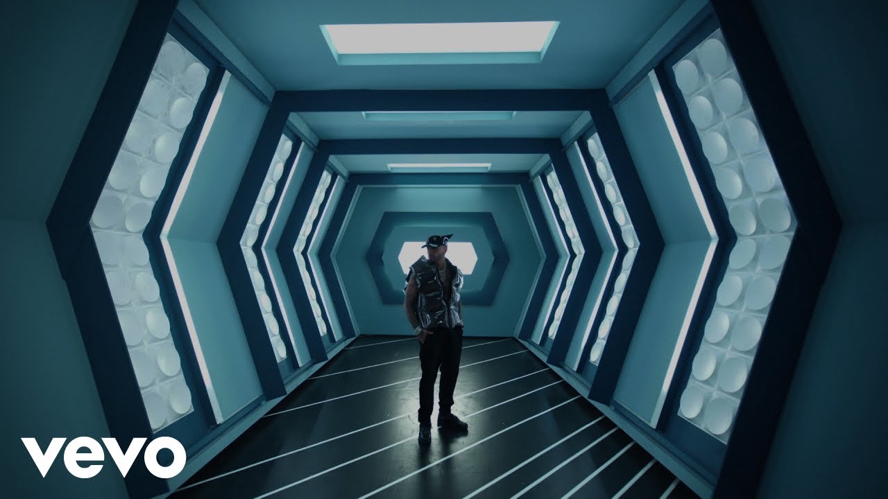 Rauw Alejandro - Sexo Virtual (Official Video)