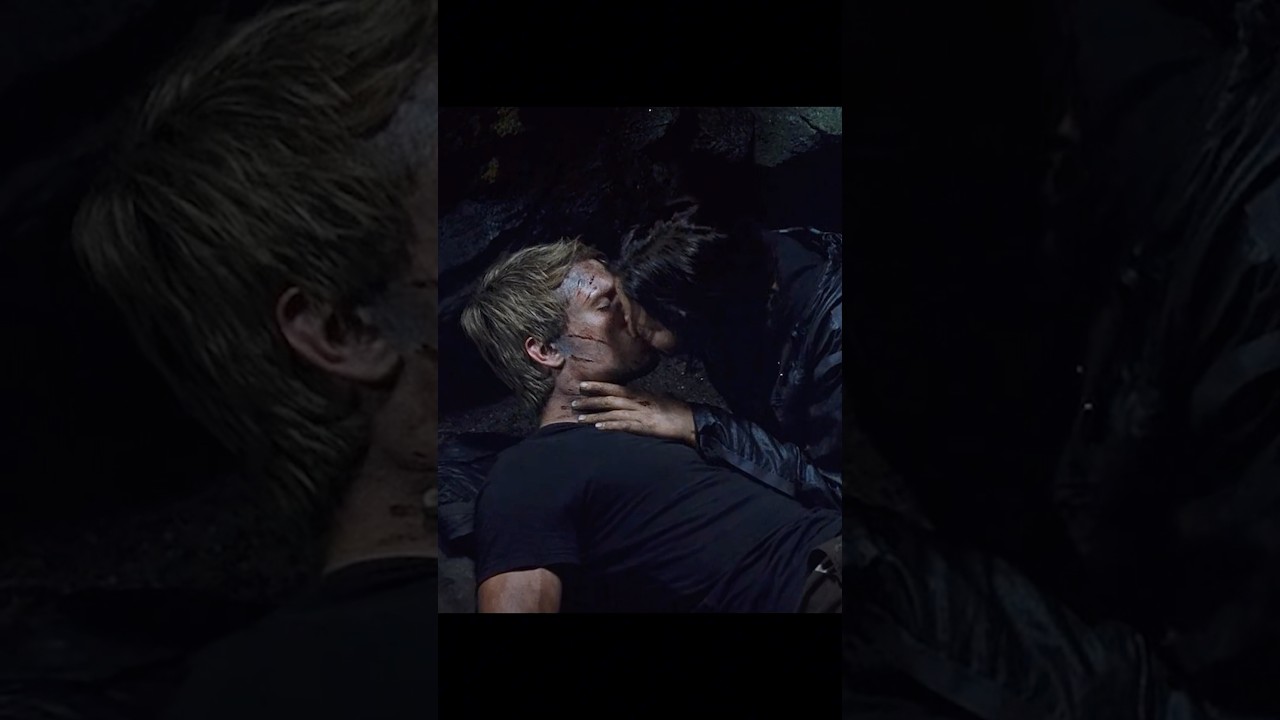 Katniss Risks Everything to Save Peeta in The Hunger Games 💔🔥