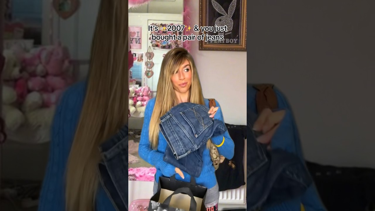 Nostalgia for 2000s Sweatpants 🤭🫣