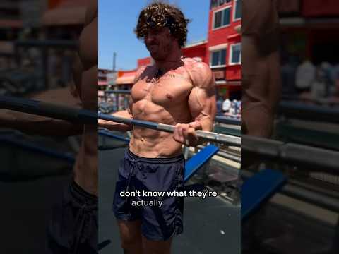 How to get BUFF as a vegan with @Simnettnutrition & Chris Moore🌱💪🏼  #veganfitness #vegan