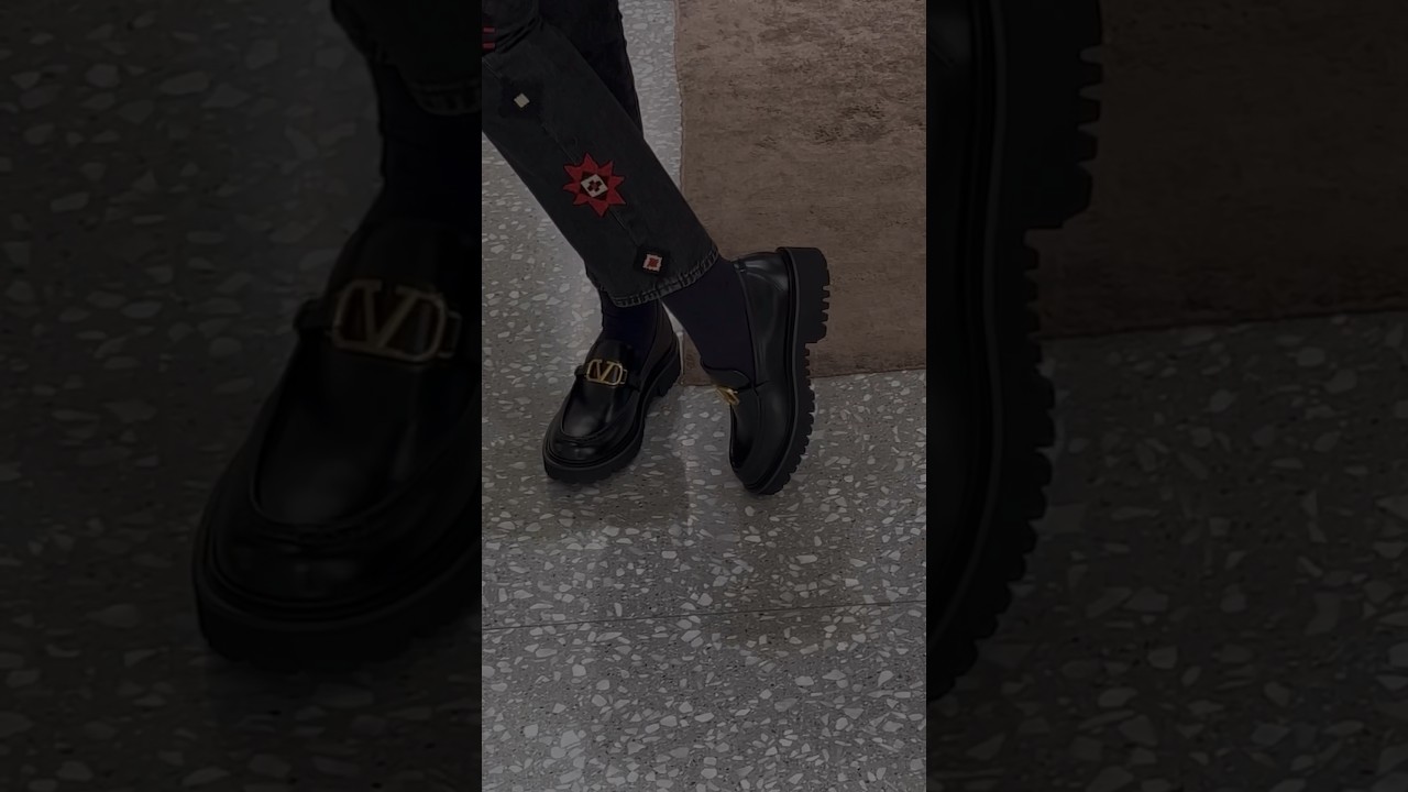 Stylish Valentino Loafers for Women 👢