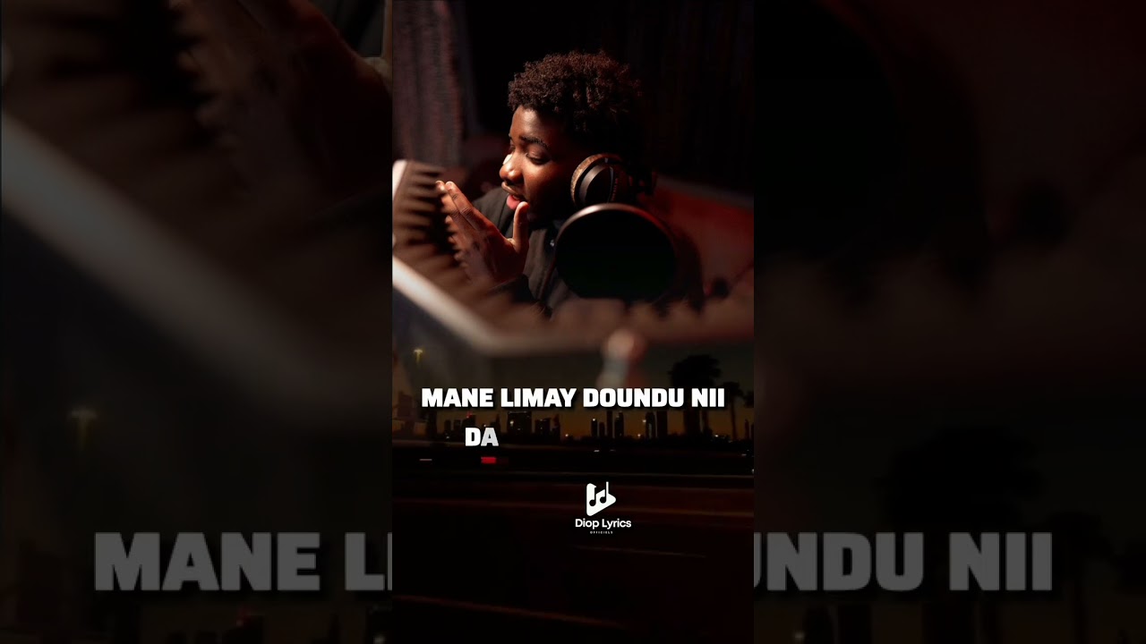 VJ Fatou Sangaré's Viral Senegalese Music Performance 🎶