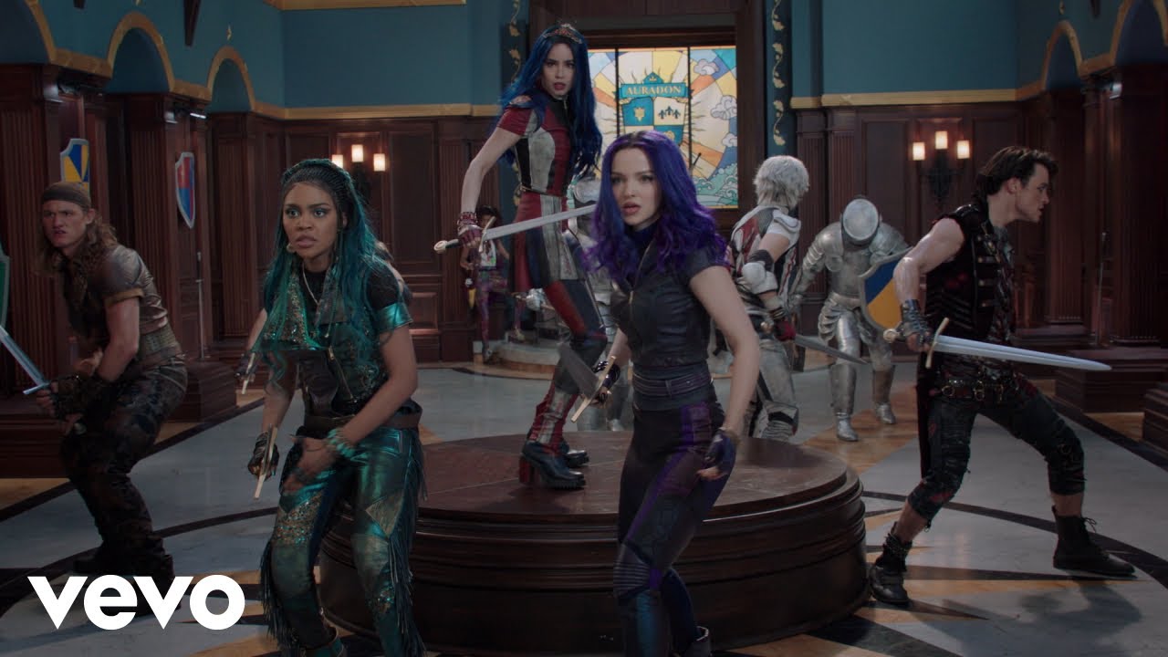 Night Falls from 'Descendants 3' on Disney+ 🌙