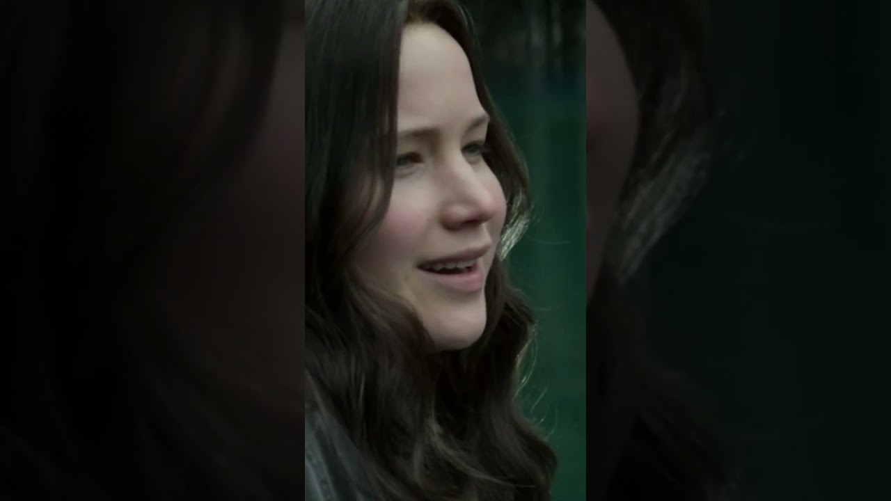 Katniss's Haunting Performance of 'The Hanging Tree' 🎶 | The Hunger Games: Mockingjay Part 1