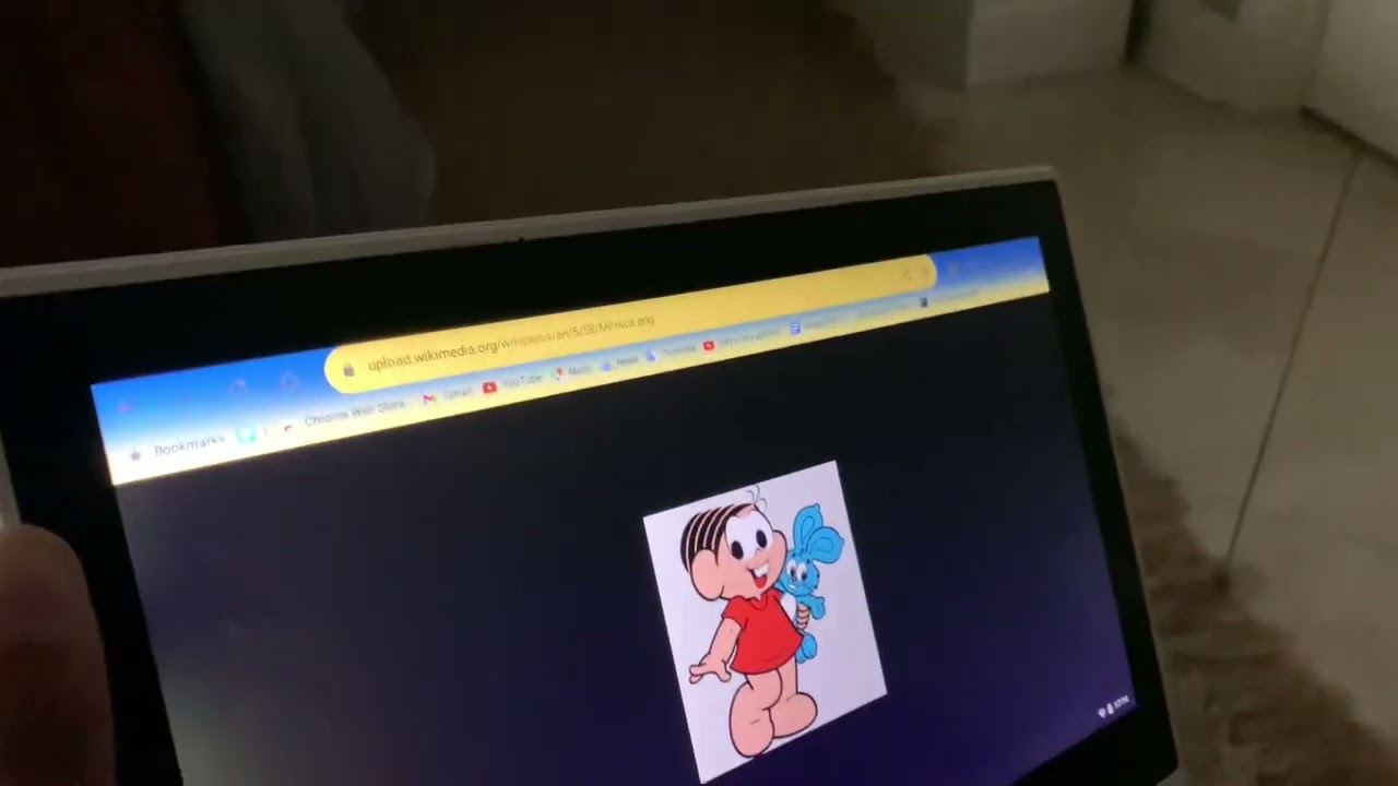 Monica’s Gang Watches the Iconic Nickelodeon Fish Logo 🎣