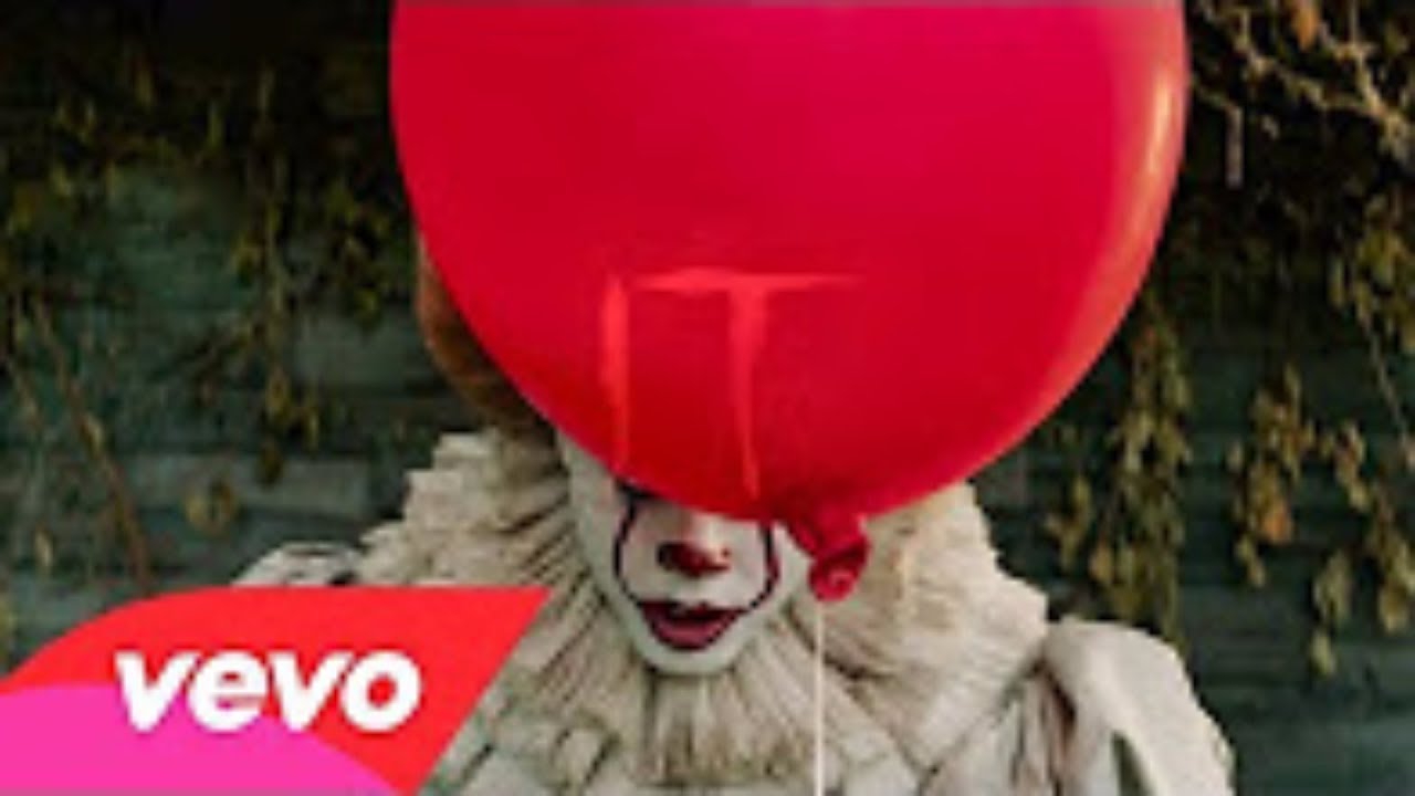 Pennywise Performs a Hilarious Parody Song from Stephen King's 'It' 🎶
