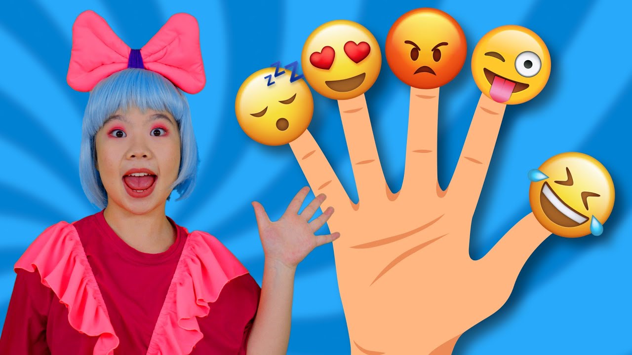 Finger Family Emoji Song for Kids 🎶