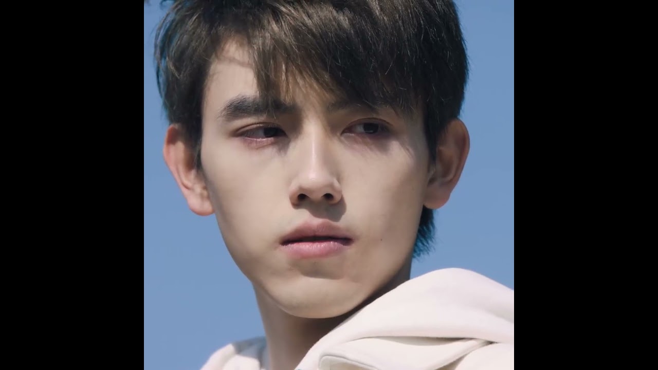 You’re Not Daydreaming, I’m Looking at You! 🥰 | Lighter & Princess | YOUKU Shorts