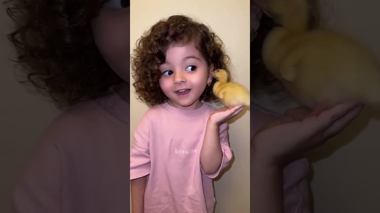 Adorable Baby Girl's Viral Dance 🤣❤🦆