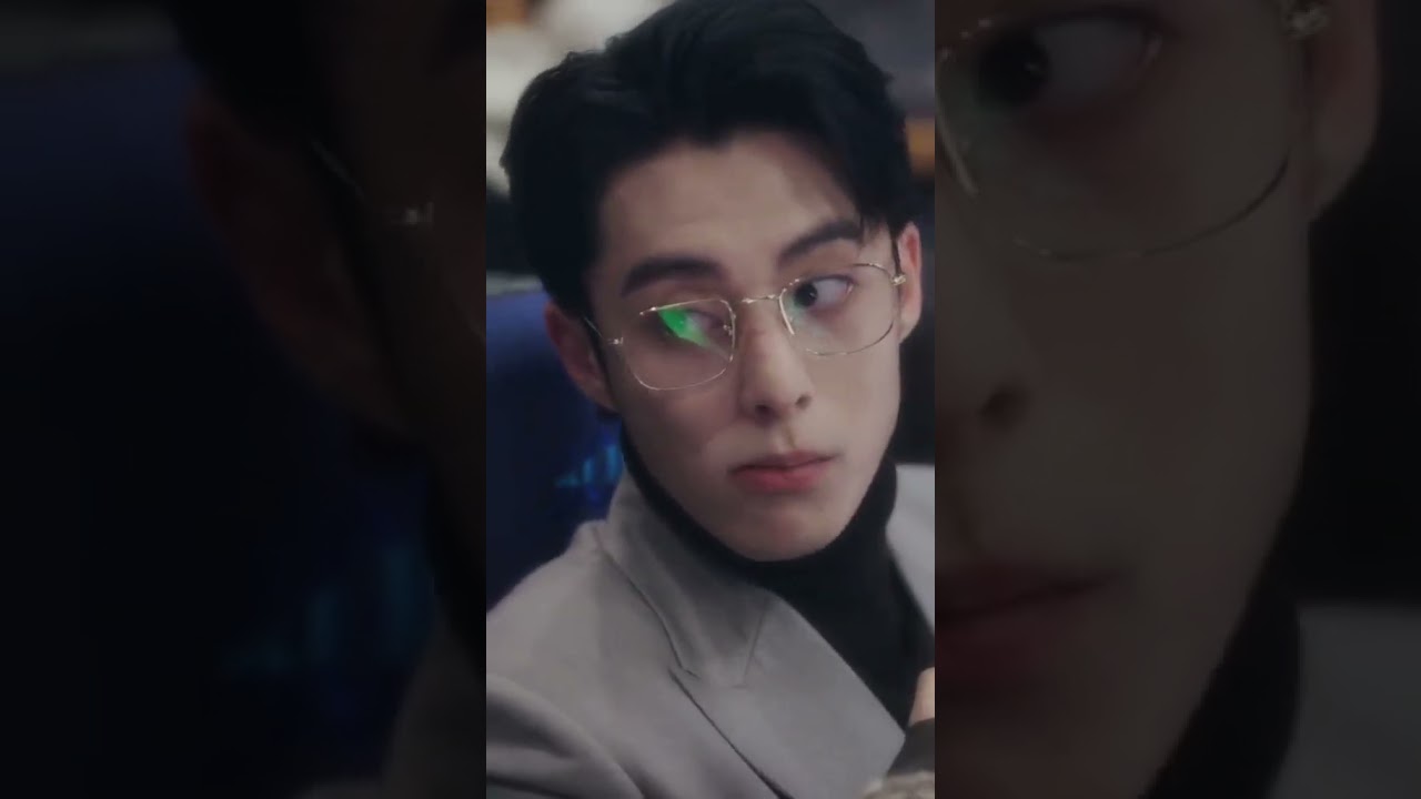 Pacar Saya Hanya Mendengarkan Saya! 😍 #DramaChina #ShortVideo