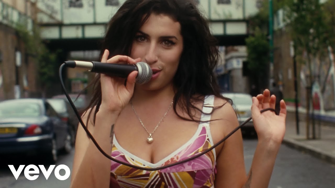 Amy Winehouse - F**k Me Pumps