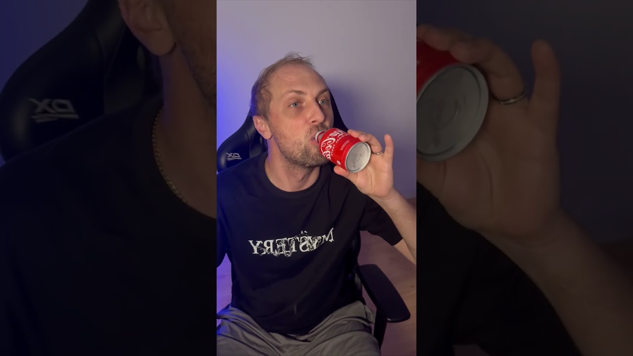 Зубарев купил японскую колу 🍶