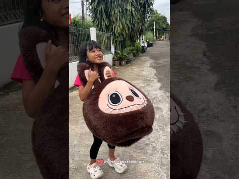 Labubu Memilih Kepala